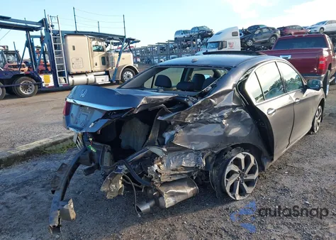 2017 Honda Accord Ex-L V6 z USA, uszkodzony, nr VIN 1HGCR3F8XHA034133